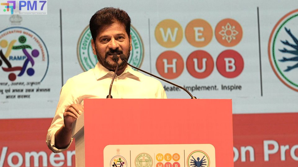 CM Revanth Reddy: మహిళల కోసం సీఎం రేవంత్‌ రెడ్డి అదిరిపోయే శుభవార్త!