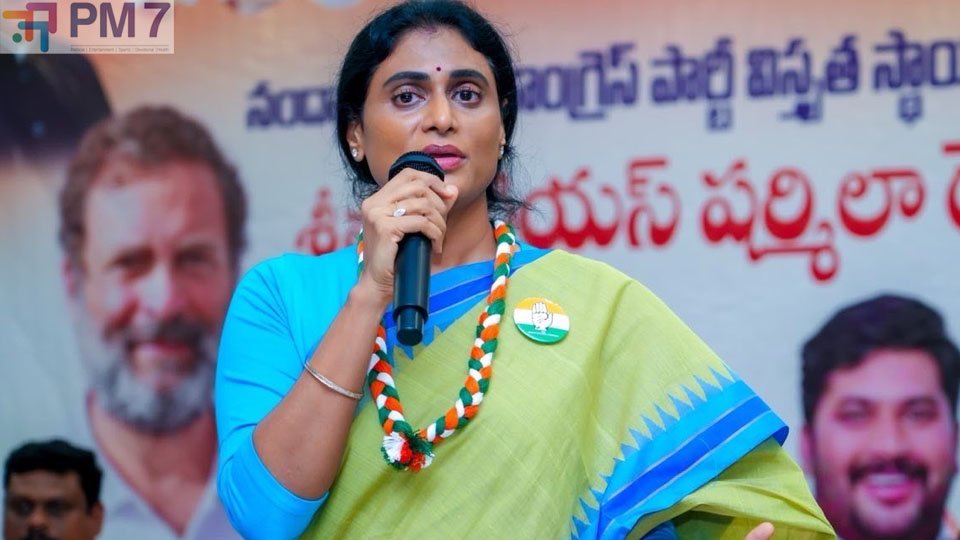 YS Sharmila: ఫోన్ ట్యాపింగ్‌పై షర్మిల సంచలన ఆరోపణలు.. ఆయనే వచ్చి నాకు వినిపించారు..!