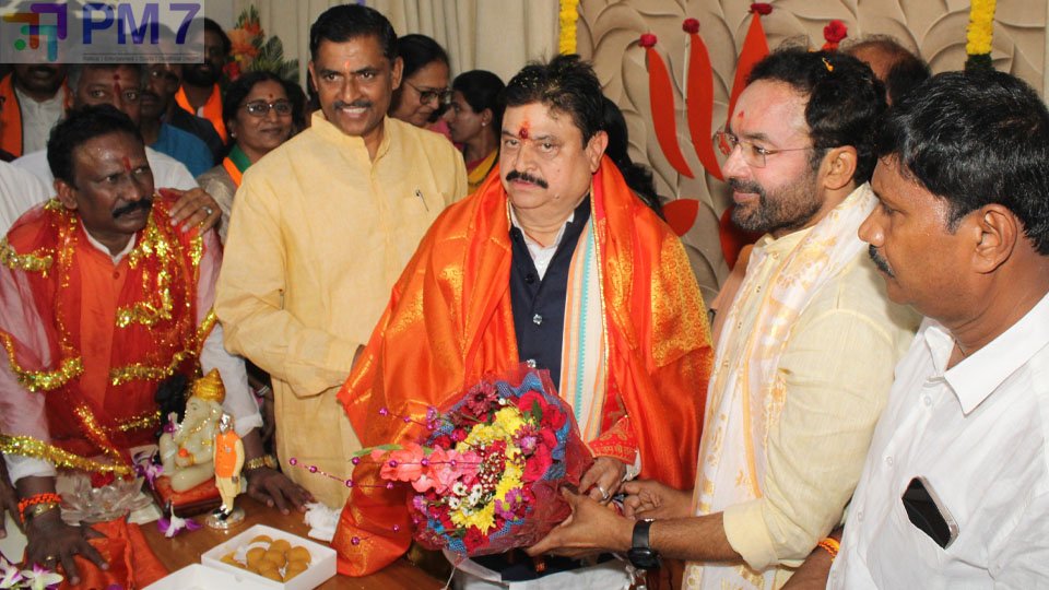 Ramchander Rao: అలాంటి వాళ్లు పార్టీకి అవసరం లేదు.. బీజేపీ కొత్త చీఫ్ రామచందర్ రావు వార్నింగ్..!