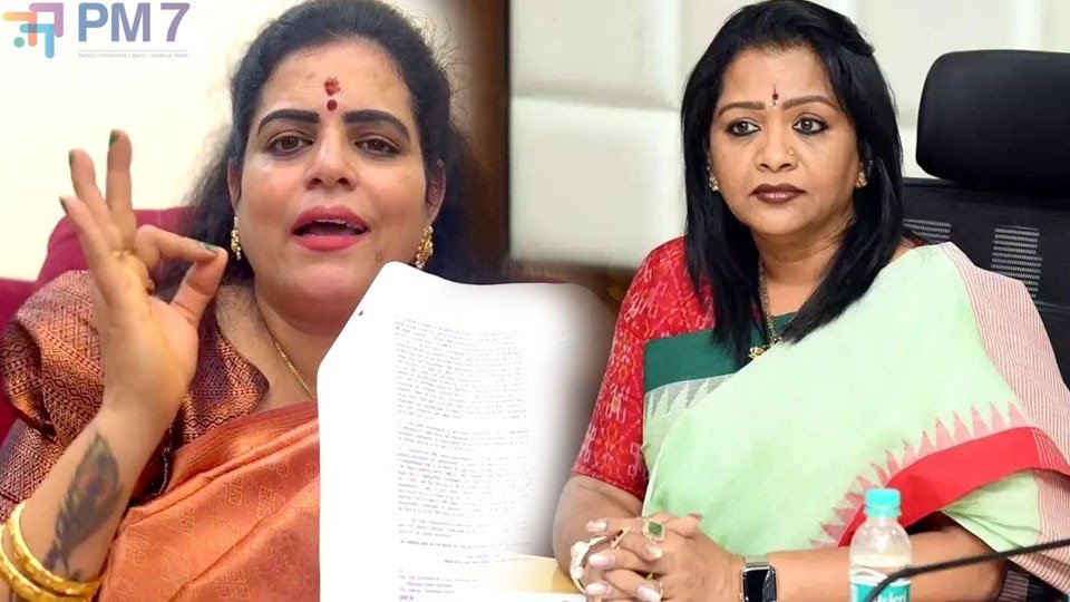 Karate Kalyani: కరాటే కళ్యాణి బాంబ్.. మేయర్ విజయలక్ష్మిపై భూదందా ఆరోపణలు!